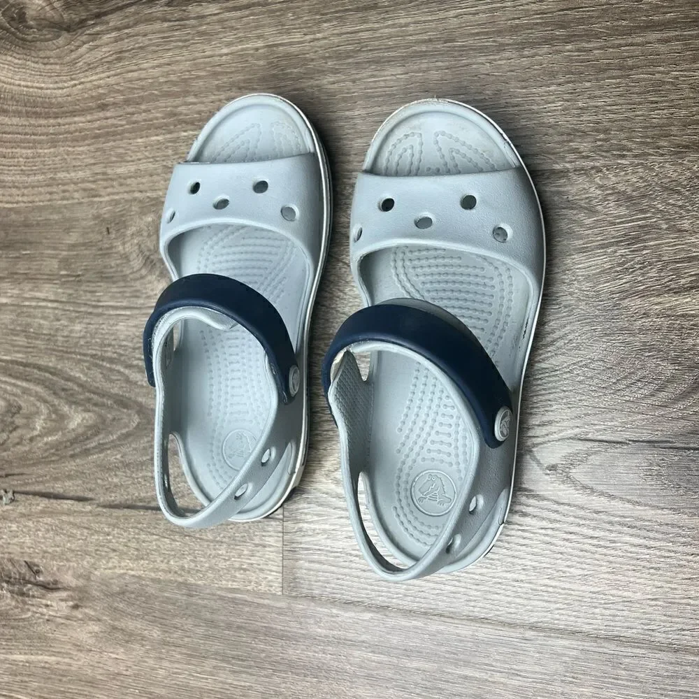 Crocs Girls/Boys Crocband Moulded Croslite Strap Fastening Sandal 100% Thermopla